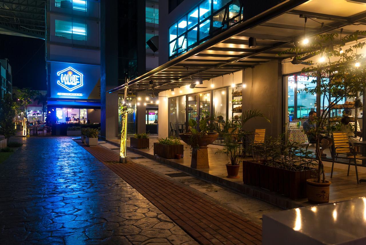 Lazy Traveler'S Suite By D Imperio Homestay George Town Exterior photo